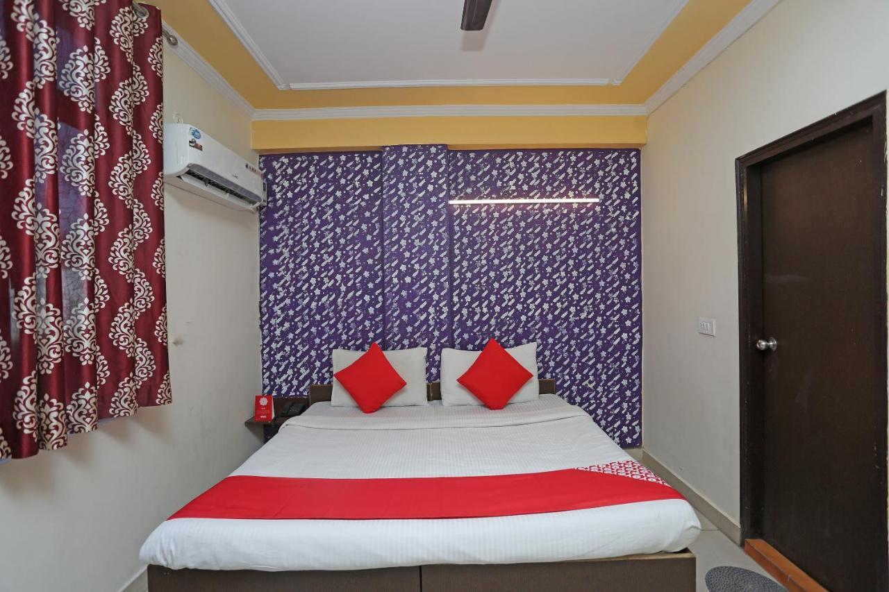 Hotel O Airport Plaza By Palace New Delhi Ngoại thất bức ảnh