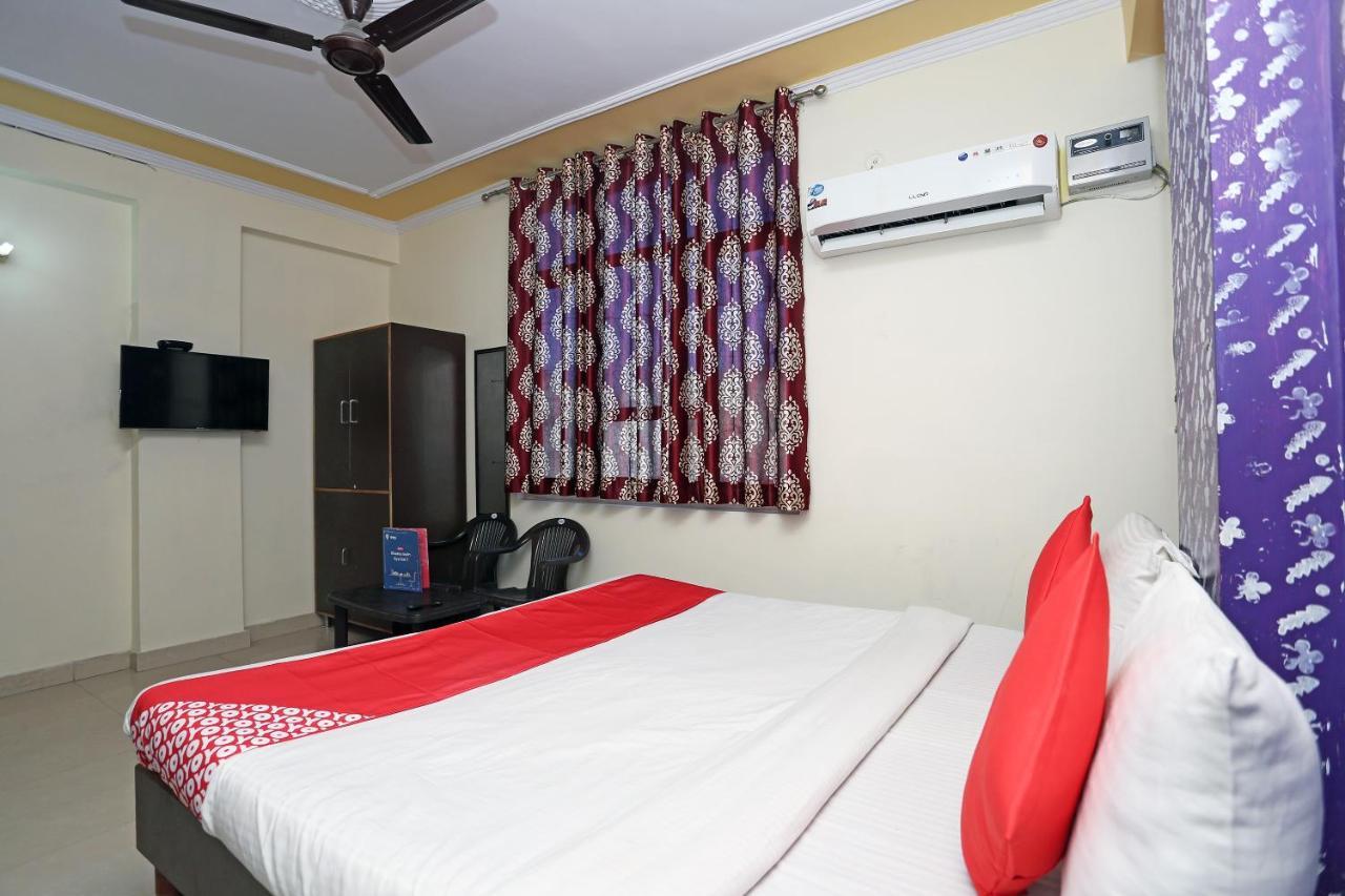 Hotel O Airport Plaza By Palace New Delhi Ngoại thất bức ảnh