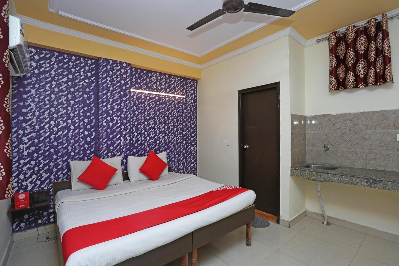Hotel O Airport Plaza By Palace New Delhi Ngoại thất bức ảnh