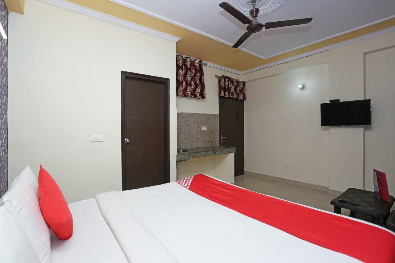 Hotel O Airport Plaza By Palace New Delhi Ngoại thất bức ảnh